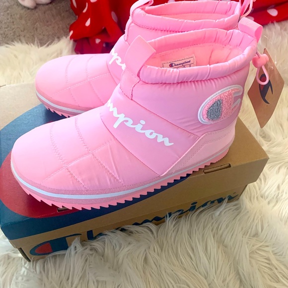 NWT- Light Pink Champion Winter Bootie- 7Y - Picture 3 of 4